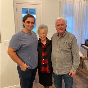 Meet your Posher, Adra